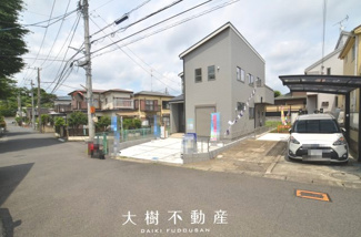 【前面道路含む現地写真】