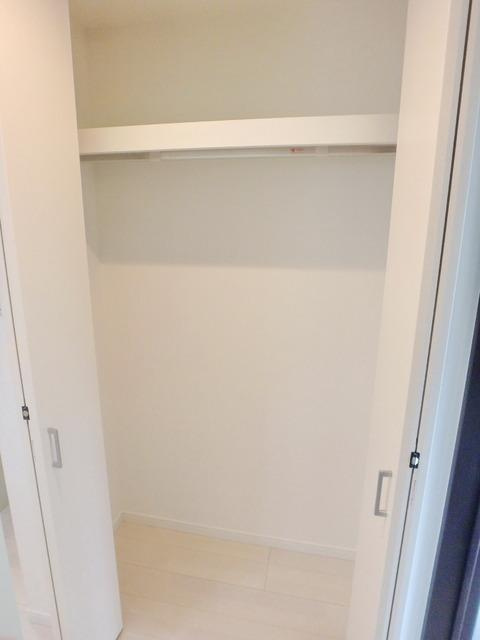 世田谷区八幡山３丁目のアパートの収納