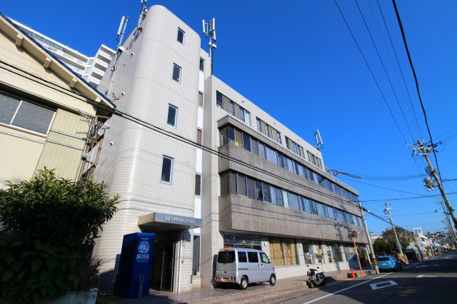 サンビルダー朝霧