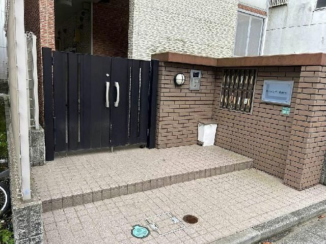 レオパレススペーシア　東池袋のロビー