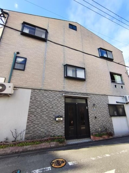 守口市小春町　戸建の前面道路含む現地写真