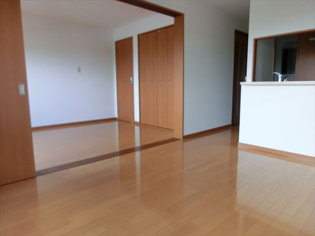 パークビレッジ松代の居間・リビング