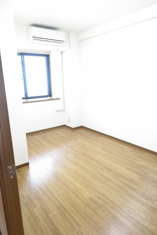 グランソレイユ日本橋の寝室