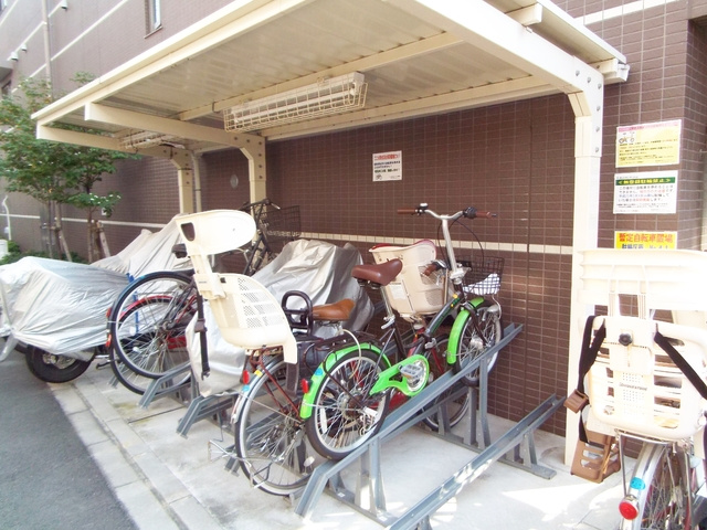 ブレシア東十条レジデンスのその他共用部分|駐輪場もしっかりあります