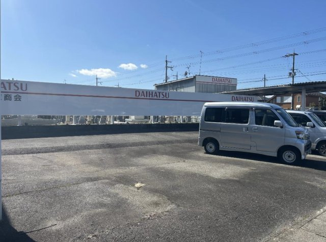 野洲市西河原の事業用地の外観