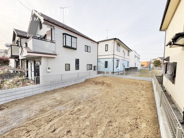 【前面道路含む現地写真】 | 日当たりの良いお家は嬉しいですよね。それぞれ価値観が分かれる箇所です、実際に内覧して日当たりの心地よさをご体感下さいね♪