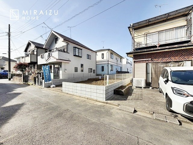 【前面道路含む現地写真】 | 日当たりの良いお家は嬉しいですよね。それぞれ価値観が分かれる箇所です、実際に内覧して日当たりの心地よさをご体感下さいね♪