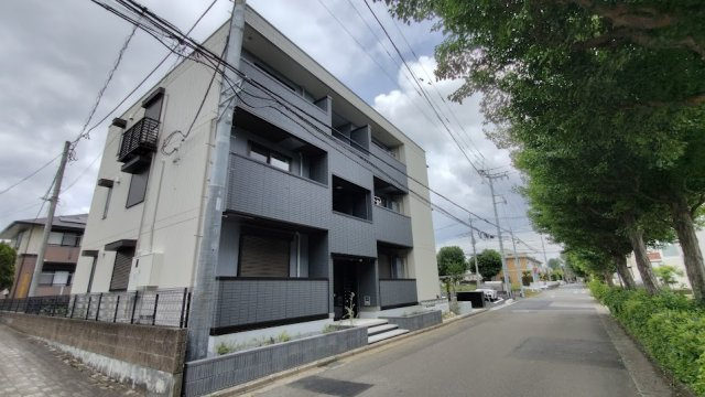 レーヴ・ウェル松代の外観