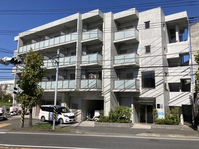 Ｆ．Ｈ．Ｄビルの外観