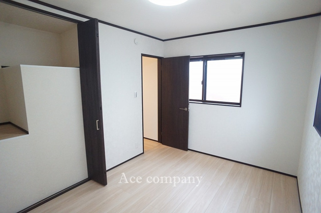 【トイレ】 | 東大阪市花園東町2丁目 | トイレは1階と2階の2ヶ所に完備♪ともに同仕様のシャワートイレです☆