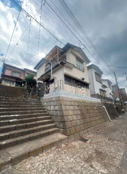 中古/朝霞市幸町１丁目の外観|室内、建物に経年劣化がございます。
要リフォーム物件としてご検討ください