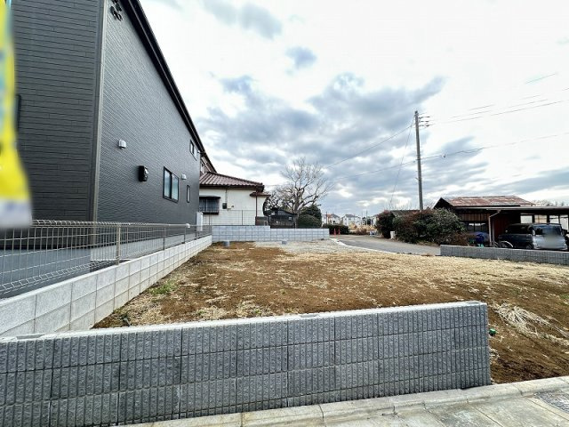 【外観】 | 清瀬市下宿2丁目　建築条件付売地　全19区画　(志木本店) | 現地（2026年2月）撮影／建物イメージがしやすい更地状態。ぜひ現地にてご体感ください。