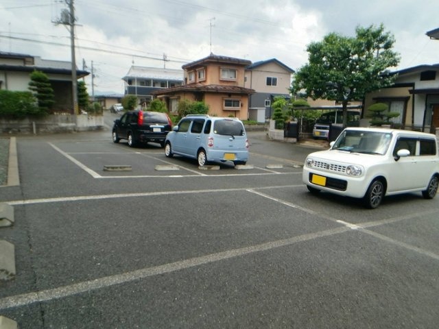エスペランサ堤の駐車場