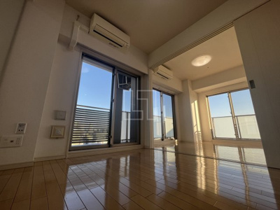 【居間・リビング】 | エステムプラザ難波WESTリバークロス | エステムプラザ難波WESTリバークロス　リビング