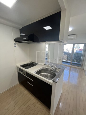 【キッチン】 | エステムプラザ難波WESTリバークロス | エステムプラザ難波WESTリバークロス　２口ガスシステムキッチン