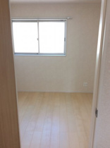 内装は落ち着いています