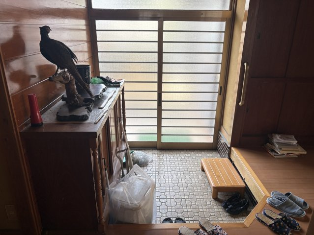 勿来町四沢作田 中古一戸建ての玄関