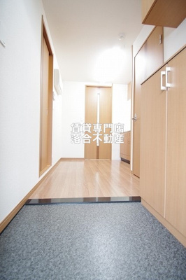 【玄関】 | Residences淵野辺（レジデンスフチノベ） | ゆったりとした玄関