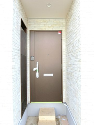 【玄関】 | リブリ・白楽SDN