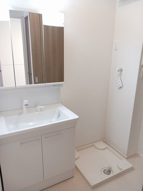 ハリーズコートＣの洗面所|洗面所