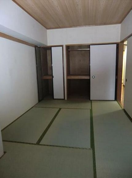 ラルゴ蕨の和室