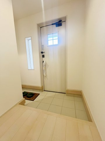 新築戸建・新築建売　福島市蓬莱6丁目第2　蓬莱東小・蓬莱中の玄関