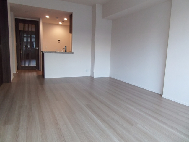 プラウド王子本町ディアージュの居間・リビング|人気の対面キッチンがあるLDKスペースです！