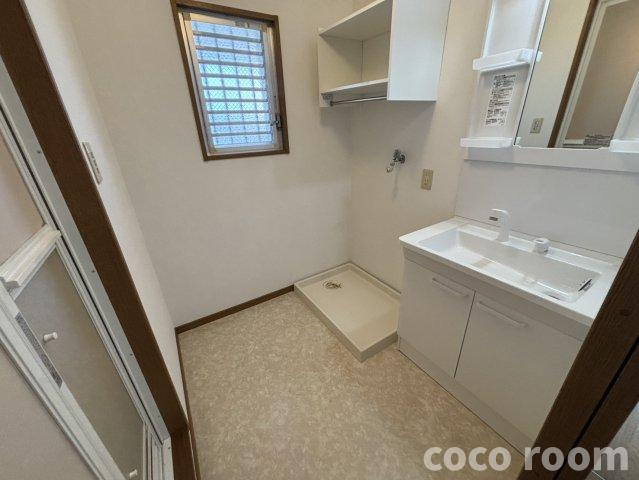 蓬莱ビルの洗面所