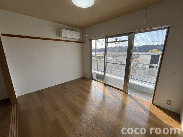 蓬莱ビルの居間・リビング