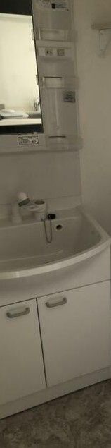 スカイヒルズ春日部の独立洗面台