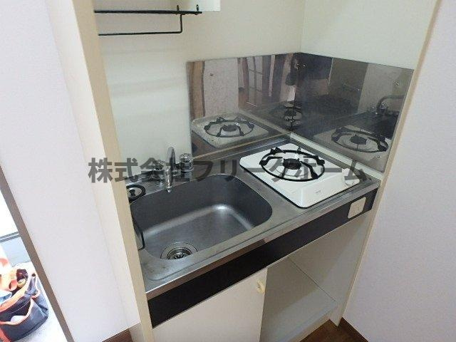 小金井市東町４丁目のアパートのキッチン