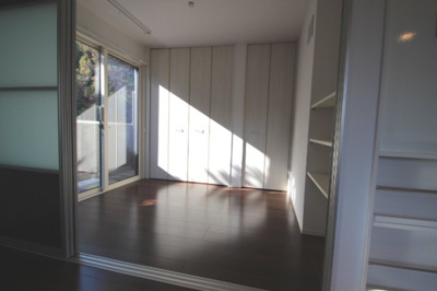 【洋室】 | ヴォワラクテメゾン 豊中旭丘