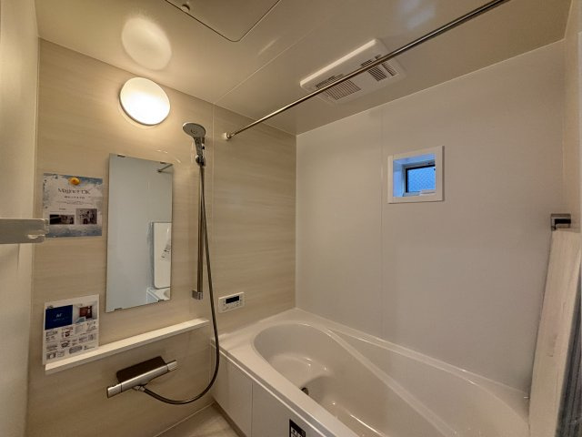 MELDIA西区城西町076②｜名古屋市の戸建ならホームアップの浴室|浴室乾燥機付きで雨の日のお洗濯もラクラク♪