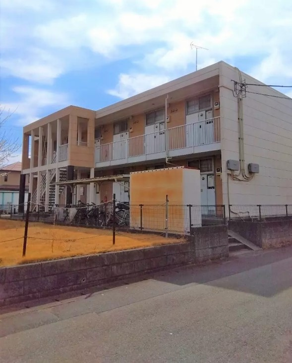 レオパレススプリングＡの外観