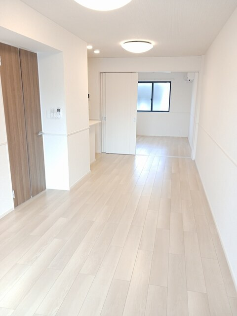 ハリーズコートＡの居間・リビング|居室・リビング