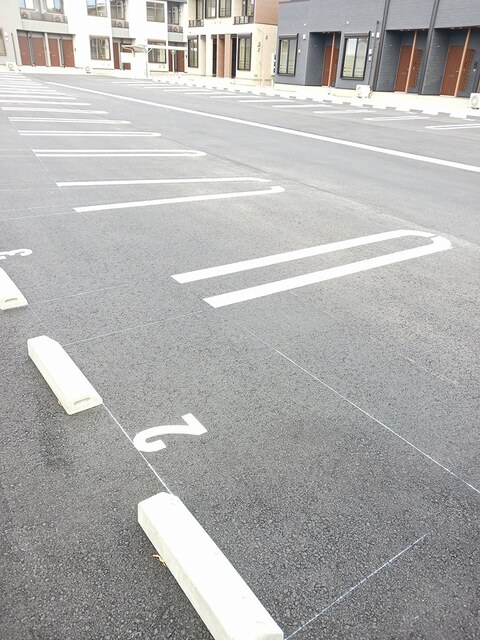 ハリーズコートＡの駐車場|駐車場