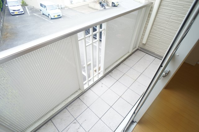 グランヒルミワＡ棟のバルコニー