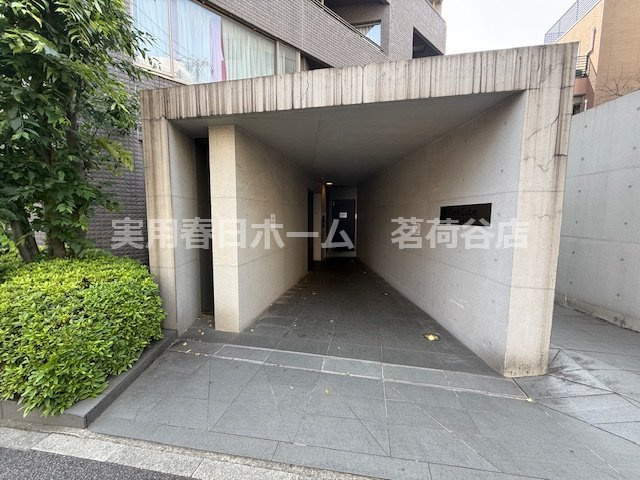 【エントランス】