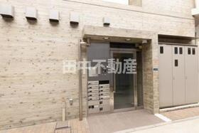 ラディーチェ芝のエントランス