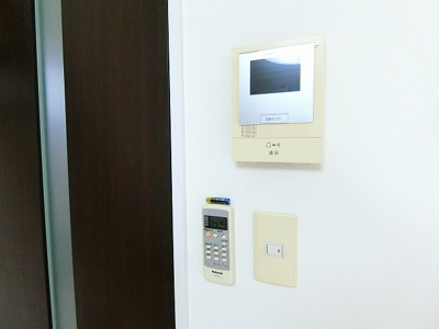 【セキュリティ】 | アトレ三田 | ※参考写真※防犯対策に有効なカメラ付きインターホン！突然の来客にもバッチリ対応できちゃいます☆