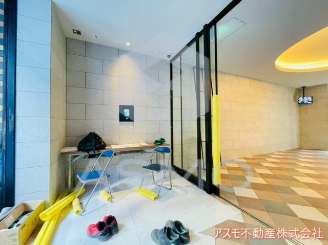 【エントランス】