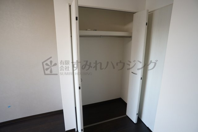 ラ・フォルム宝塚栄町の収納|参考、同建物・反転間取りの号室