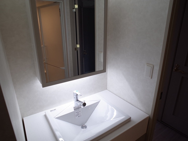 THE APARTMENT HAKATAの洗面所