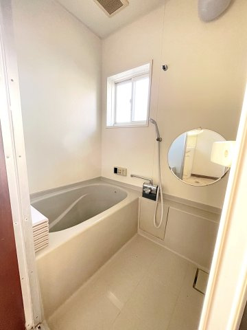 郡山市安積町笹川　事務所兼平屋住宅　安積第三小・安積第二中の浴室