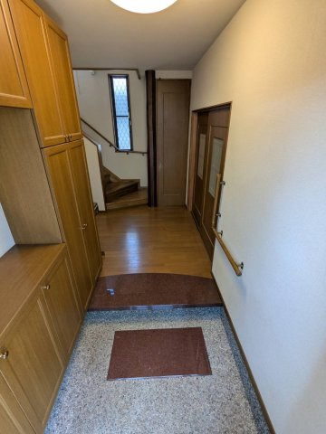 和歌山市鳴神・中古戸建・116463の玄関