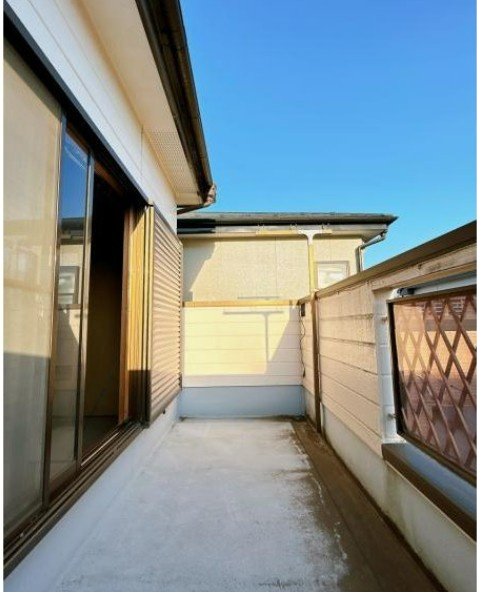 【中古】鶴ヶ島市太田ヶ谷中古住宅のバルコニー|陽当り良好なバルコニーです