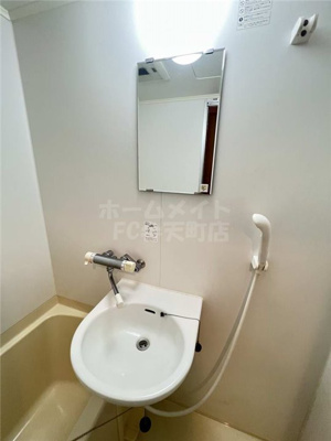 【洗面所】 | メゾンドラフィネ | 使いやすい洗面所です