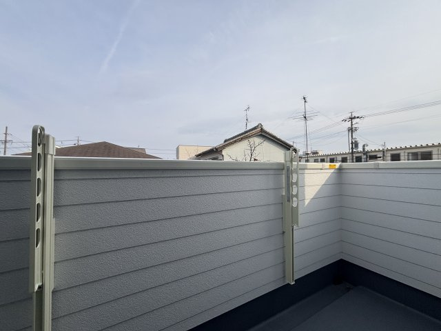 MELDIA西区城西町076②｜名古屋市の戸建ならホームアップのバルコニー