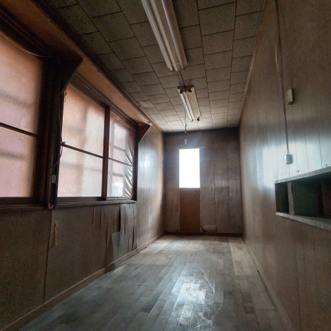 登別市登別温泉町30テナントの収納