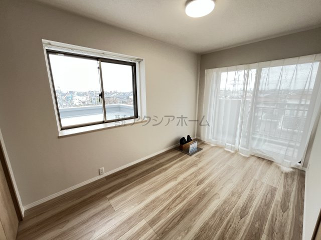 ユアコート入間四季の丘B棟の洋室|洋室5.4帖